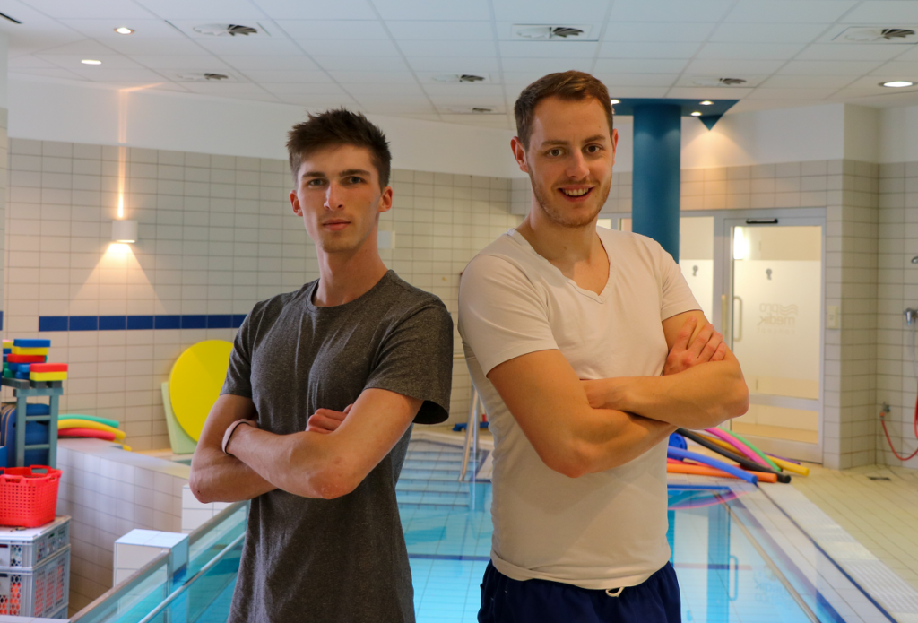 Christopher und Max Schwimmlehrer